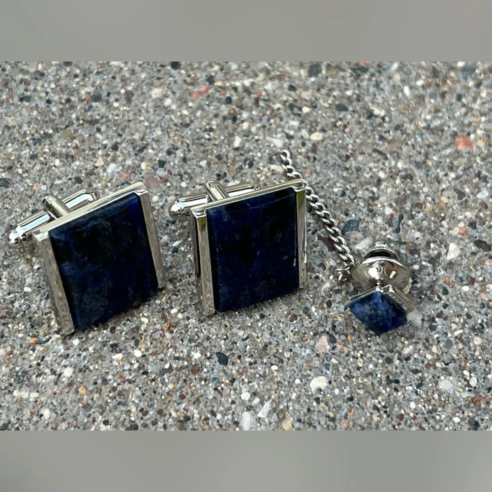 🔹Vintage Set of Genuine Sodalite Cufflinks & Matching Tie Tack — Blue / Silver